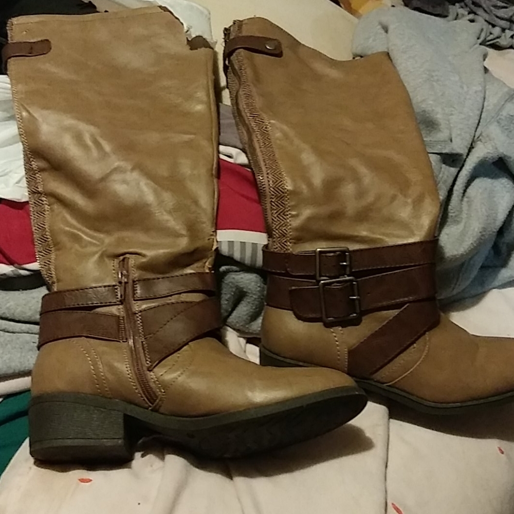 Shoes boots etc